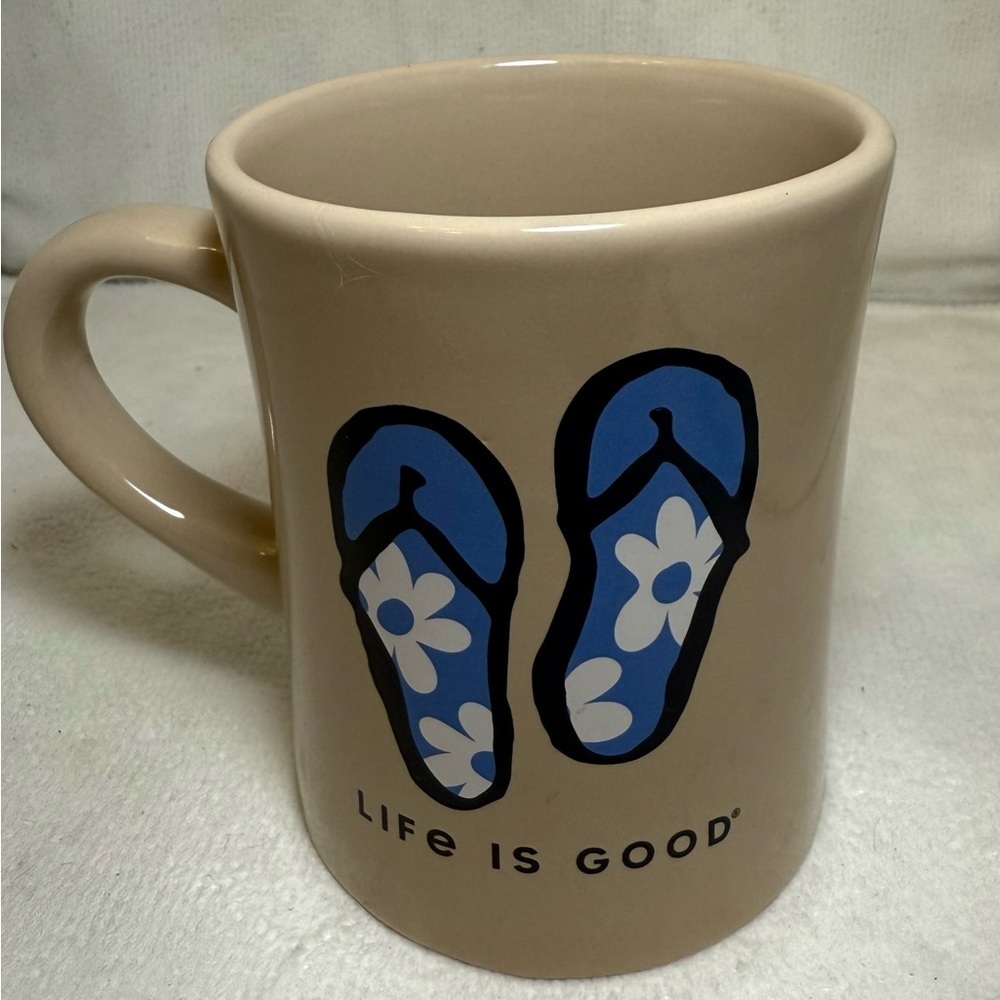 Life is Good Diner Mug with a "Keep it Simple Flips" design